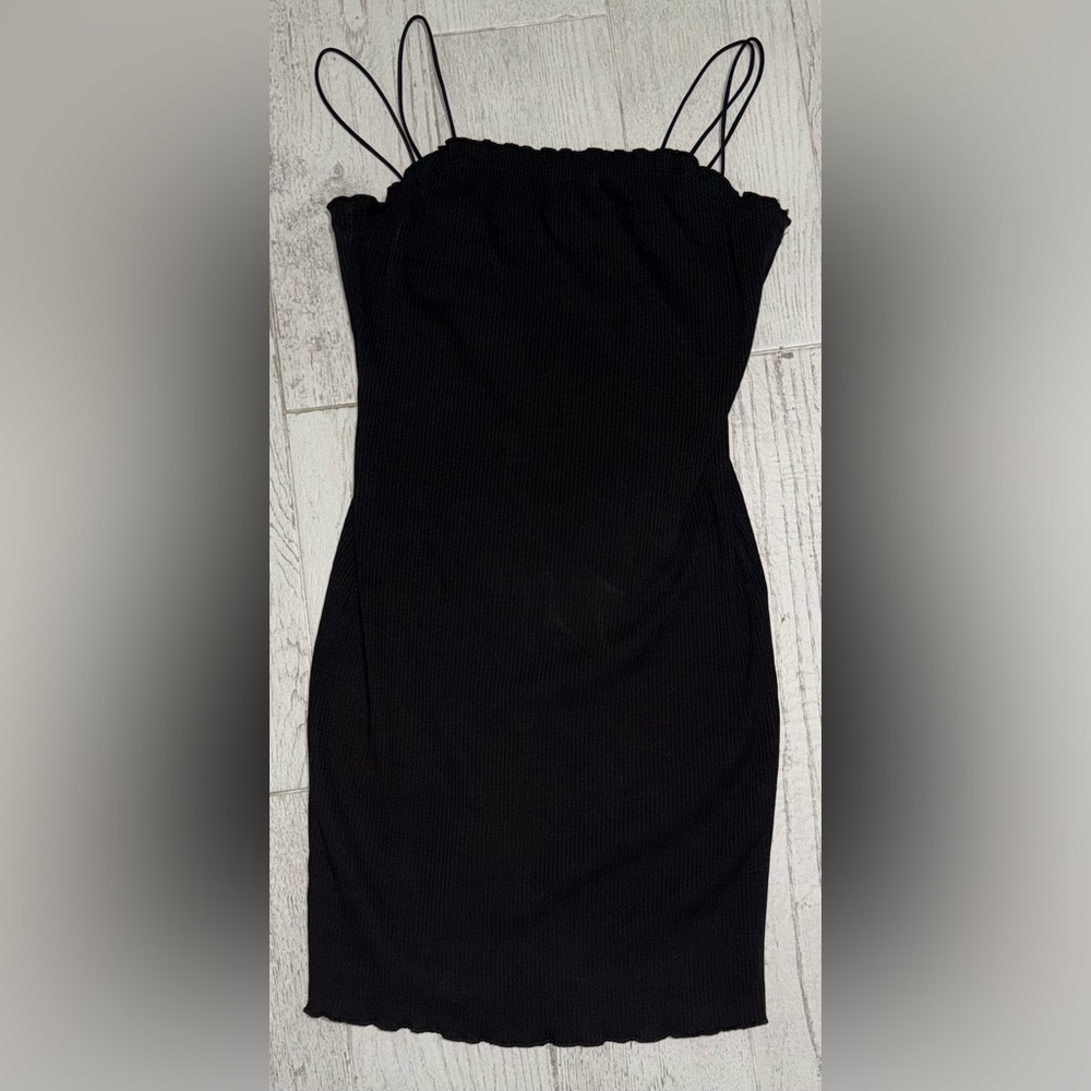 Black Ribbed Bodycon Dress/Women’s size Large/Gently Used